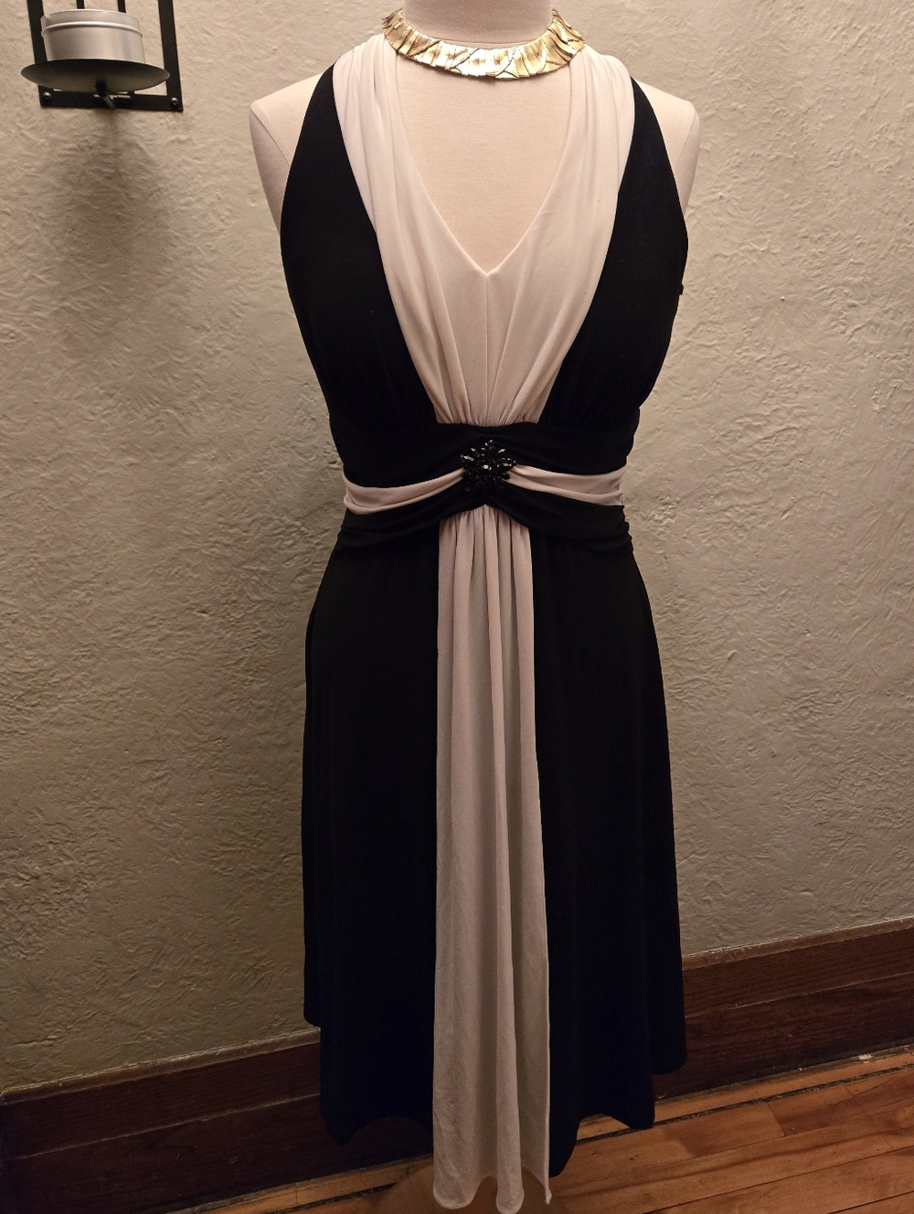 Laura Petites 14P Draped Black & Ivory Dress Stretch Waist Elegant